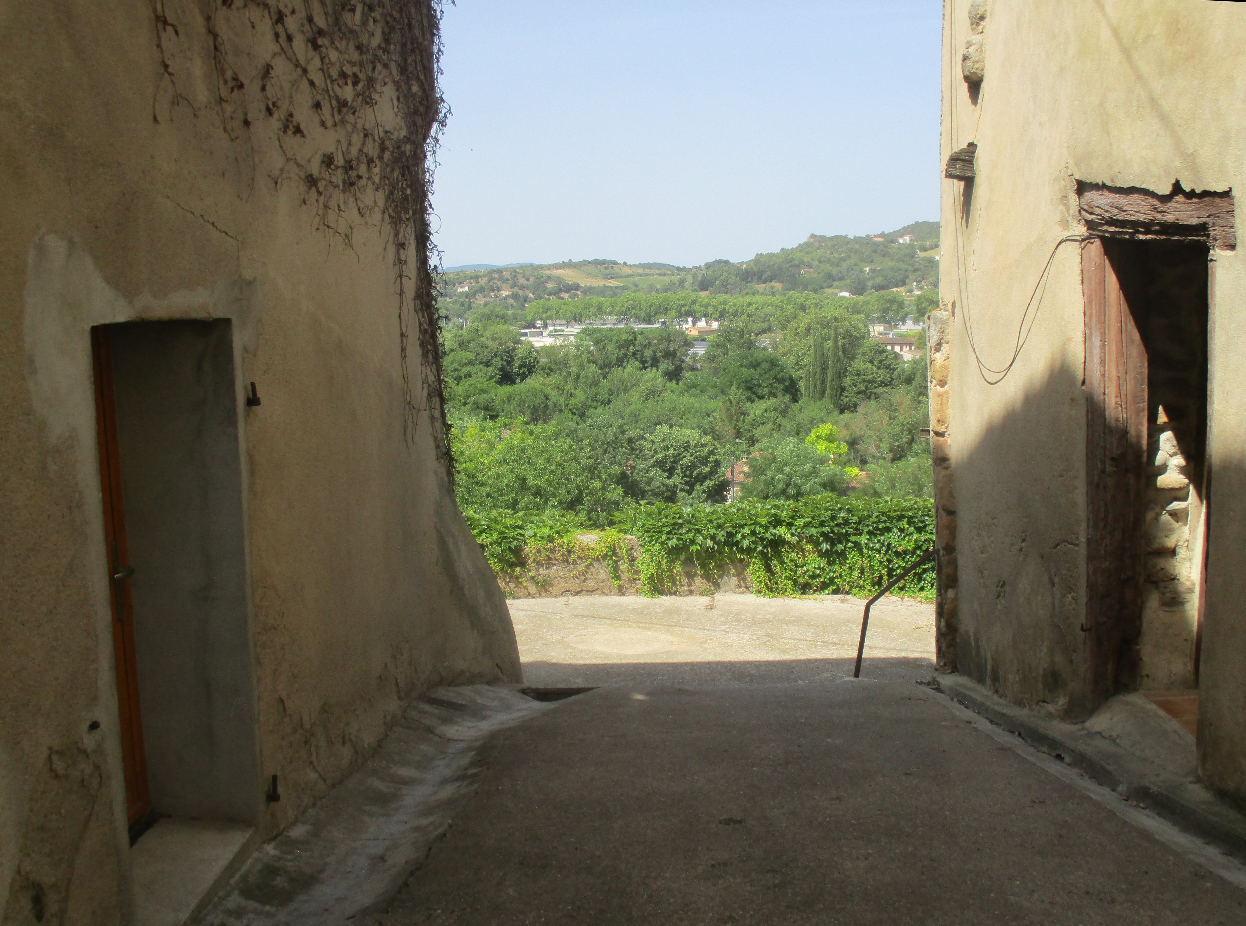 gate